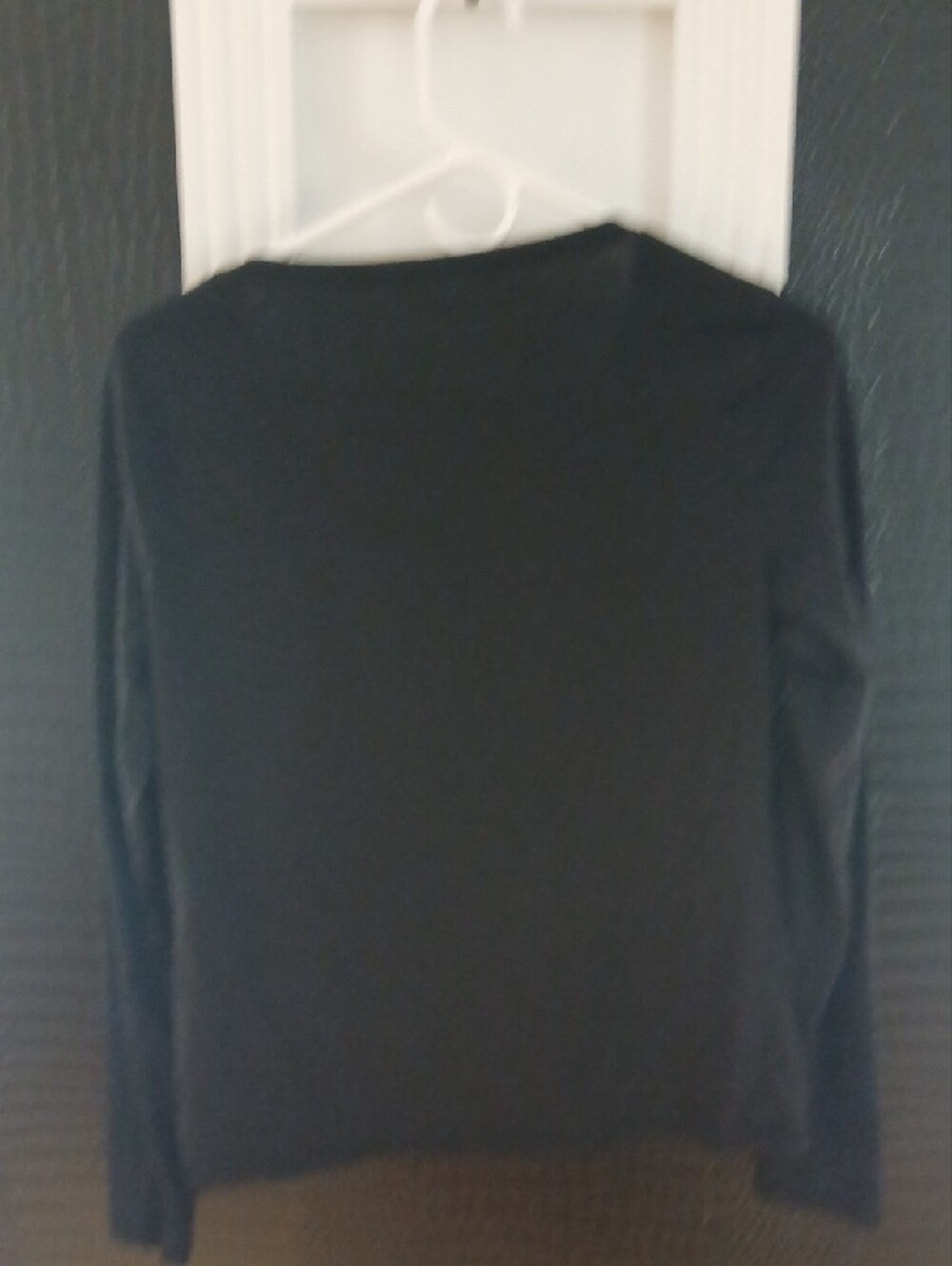 No Boundaries Black Long-Sleeve Scoop Neck Tee - Picture 3 of 3